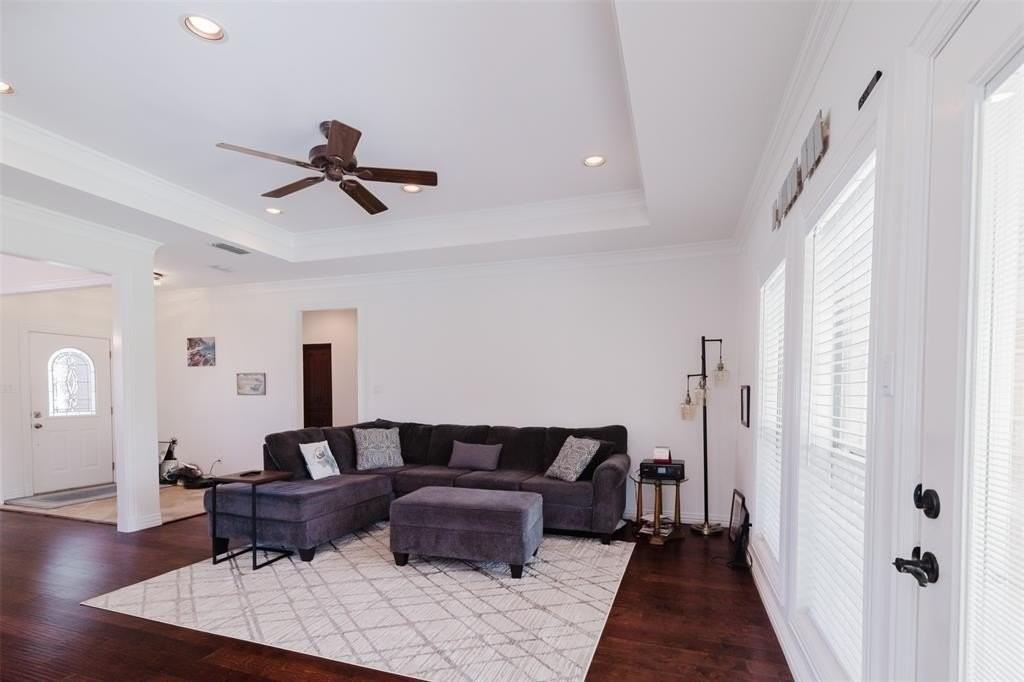 1503 S College Ave - Photo 7 of 22