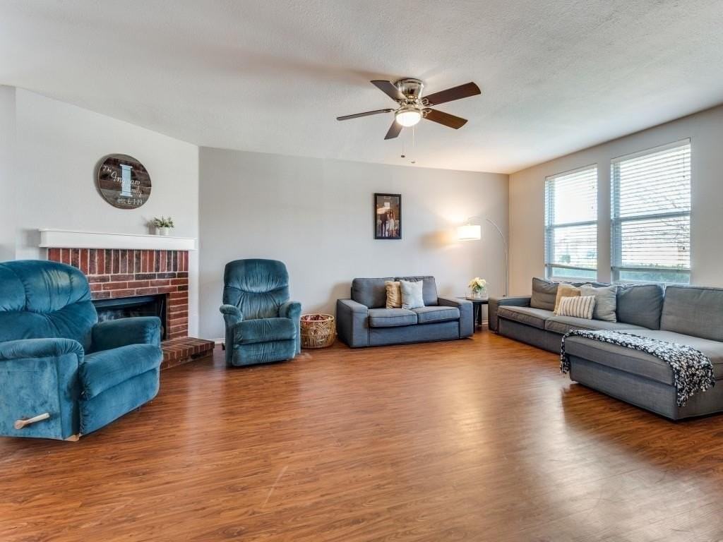 8406 Beachplum Way - Photo 4 of 24