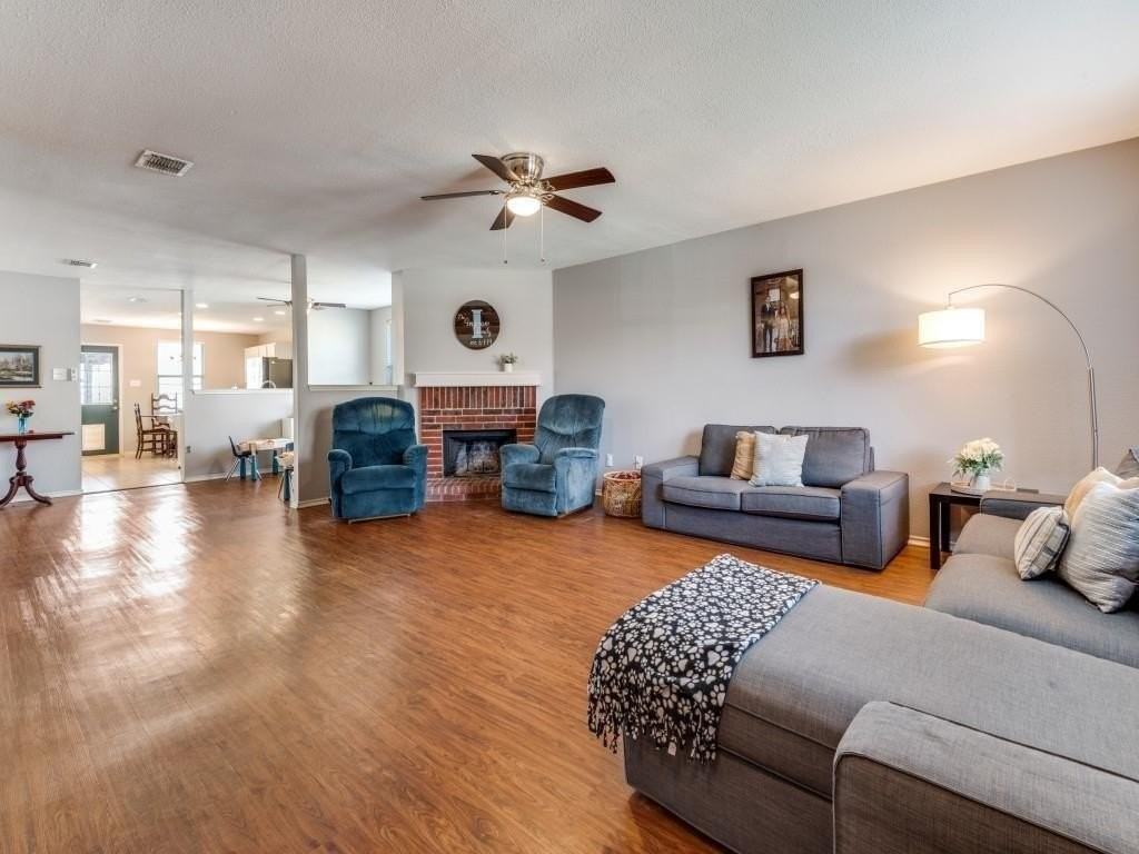 8406 Beachplum Way - Photo 5 of 24