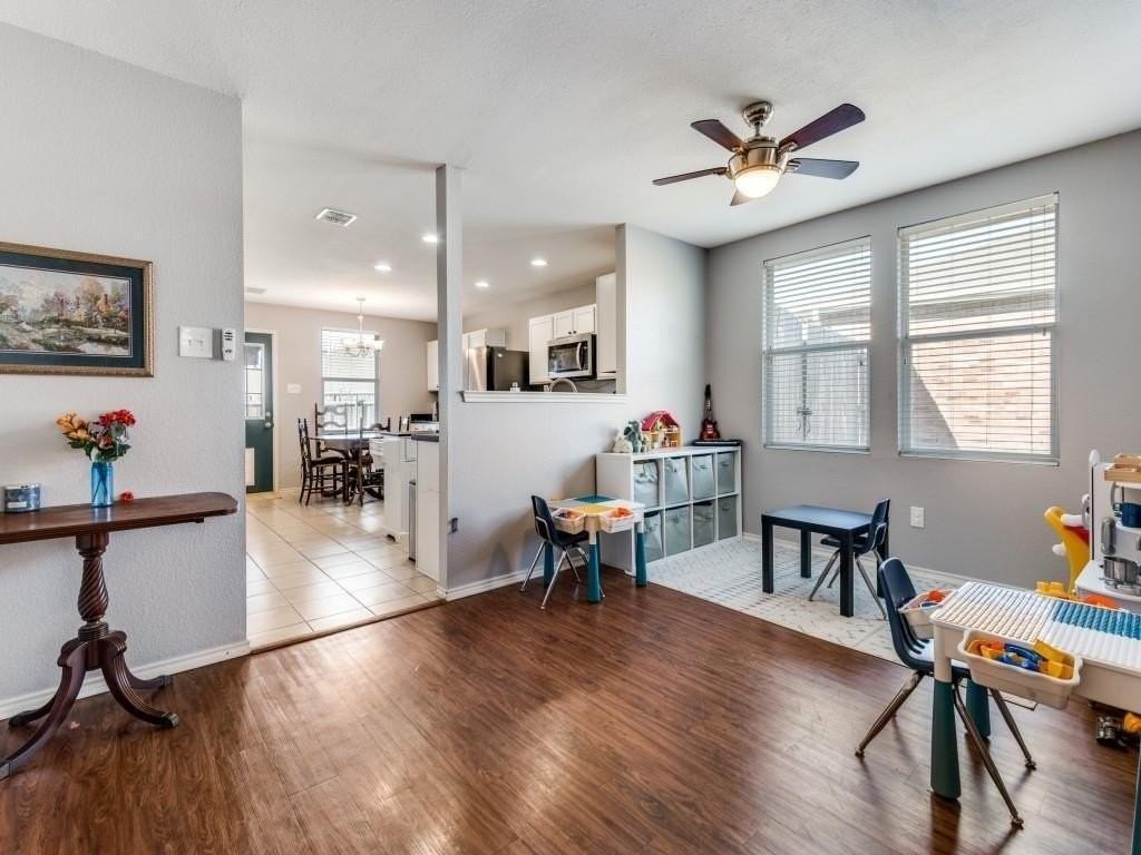 8406 Beachplum Way - Photo 6 of 24