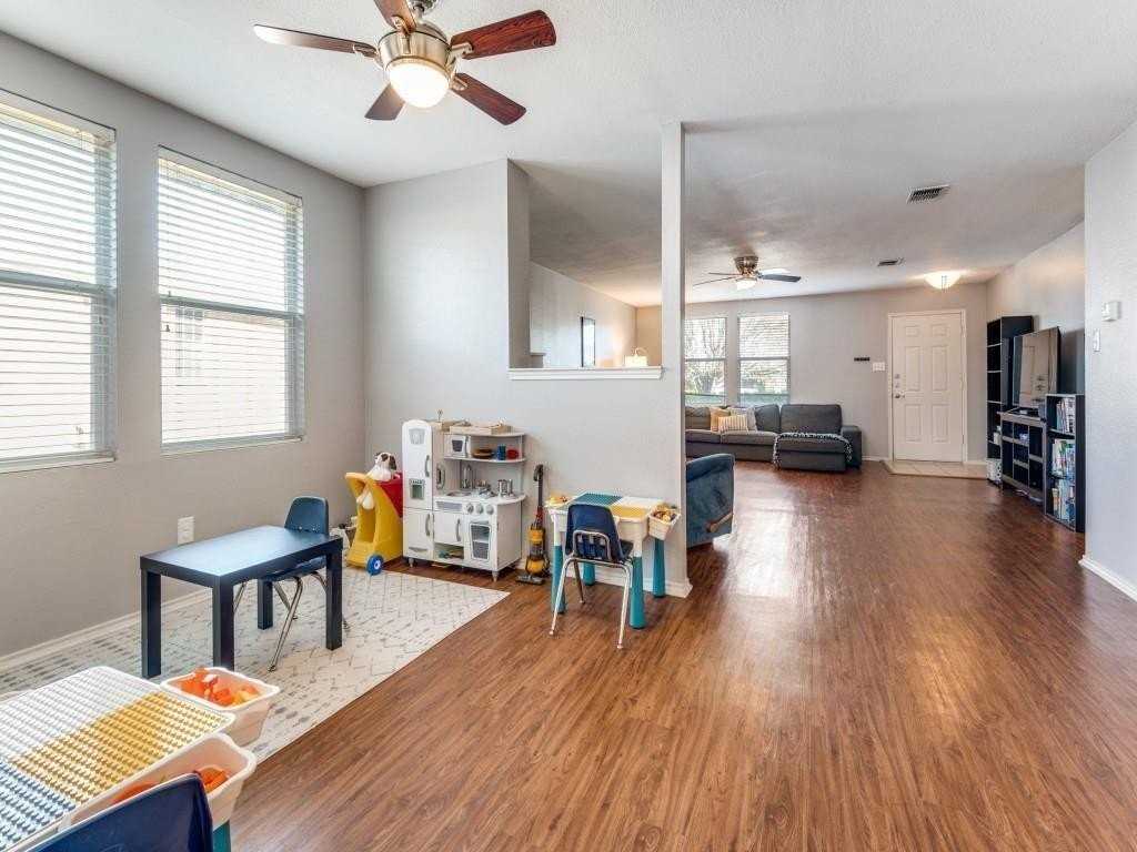 8406 Beachplum Way - Photo 7 of 24