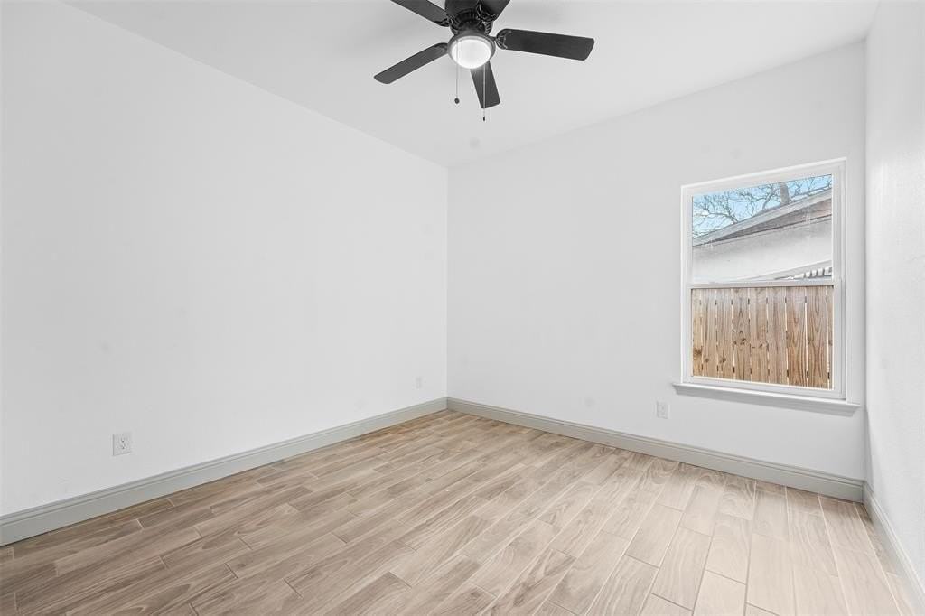 4801 Shackleford St - Photo 6 of 25