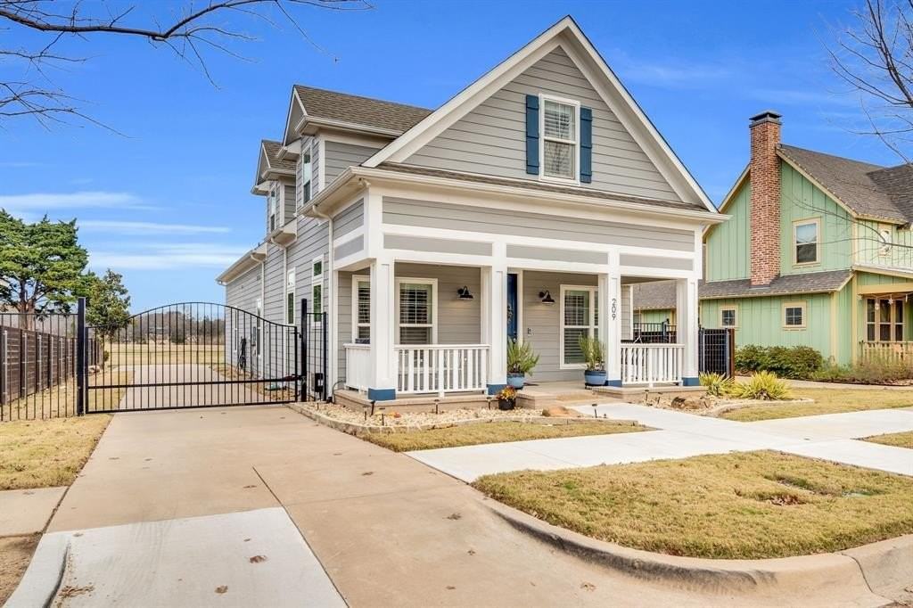 209 Cody Hunter Ln - Photo 4 of 33