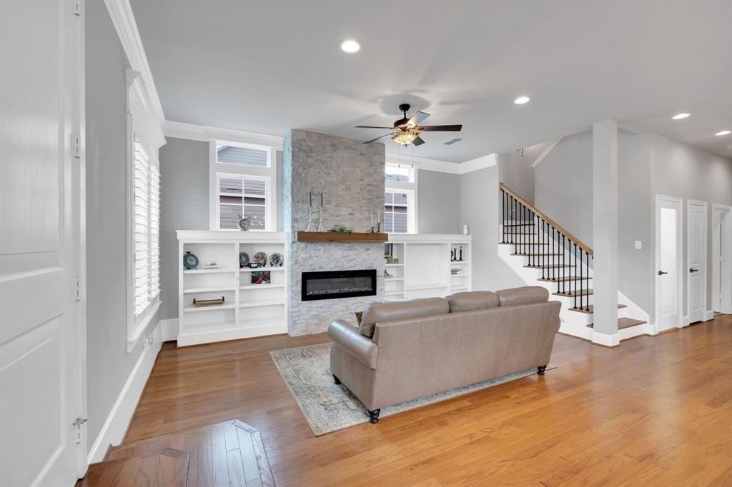 209 Cody Hunter Ln - Photo 6 of 33