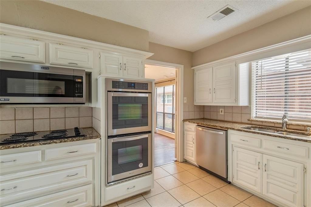 649 Sheffield Dr - Photo 6 of 23