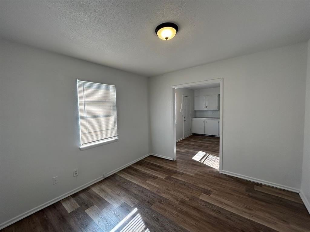 5441 N 9th St - Photo 3 of 17