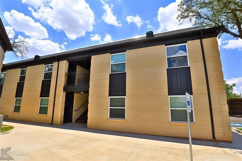 2800 Sayles Blvd #10A - Photo 2 of 25