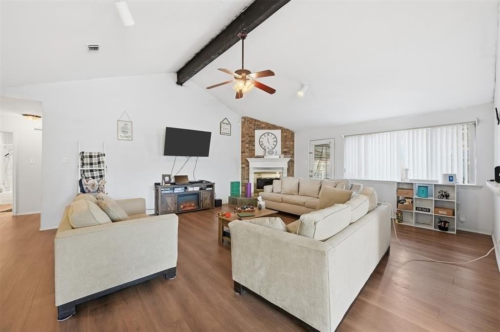 6408 Woodstream Trl - Photo 4 of 19