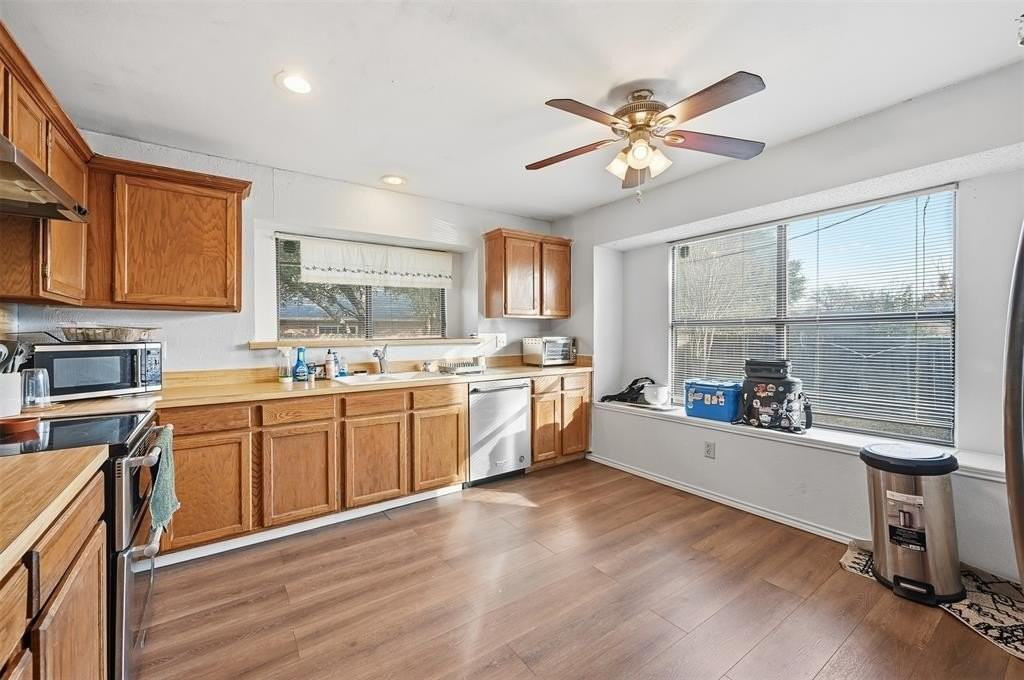 6408 Woodstream Trl - Photo 7 of 19