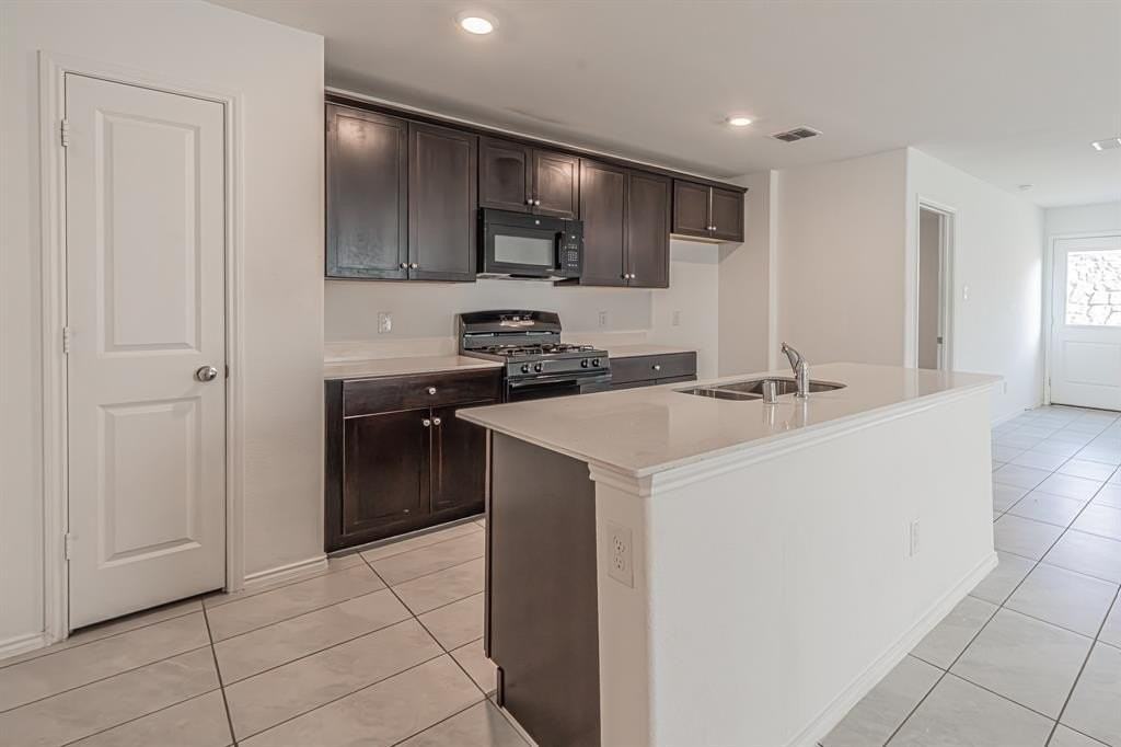 6429 Becker Ave - Photo 6 of 39