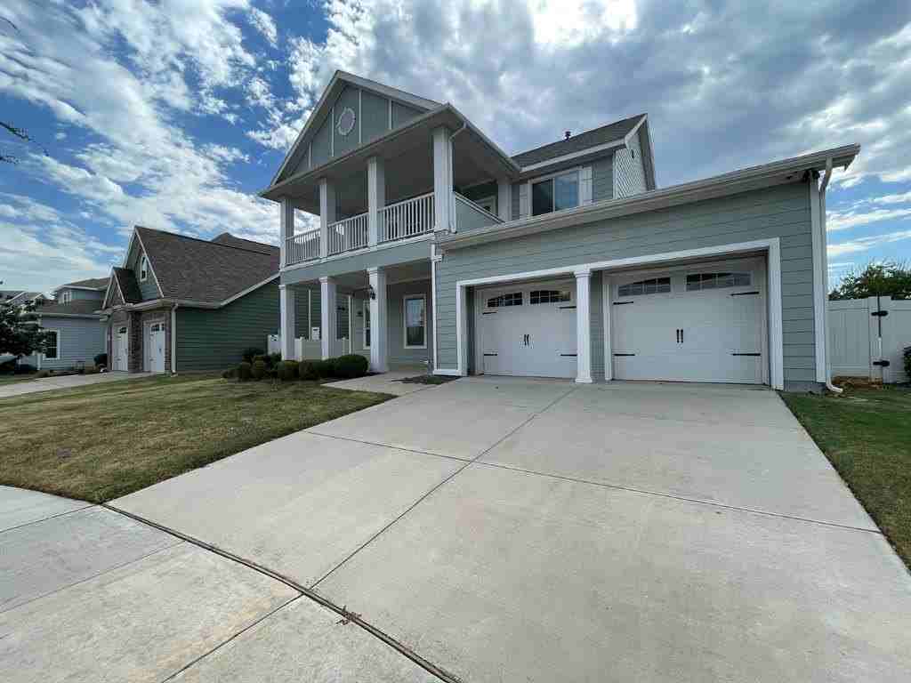 2013 State St - Photo 2 of 24