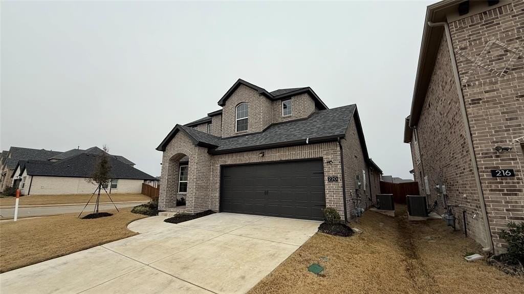 220 Santa Lucia Dr - Photo 3 of 29