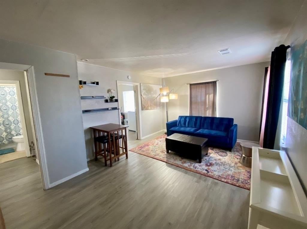 5631 Arlington Park Dr - Photo 3 of 22