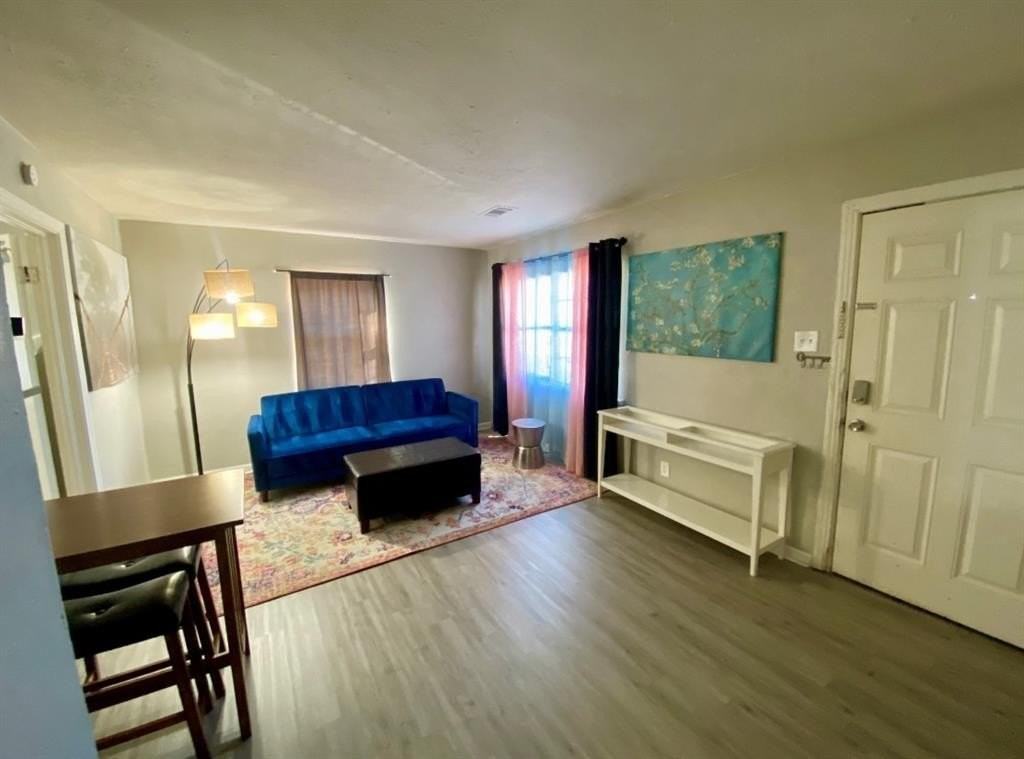 5631 Arlington Park Dr - Photo 4 of 22