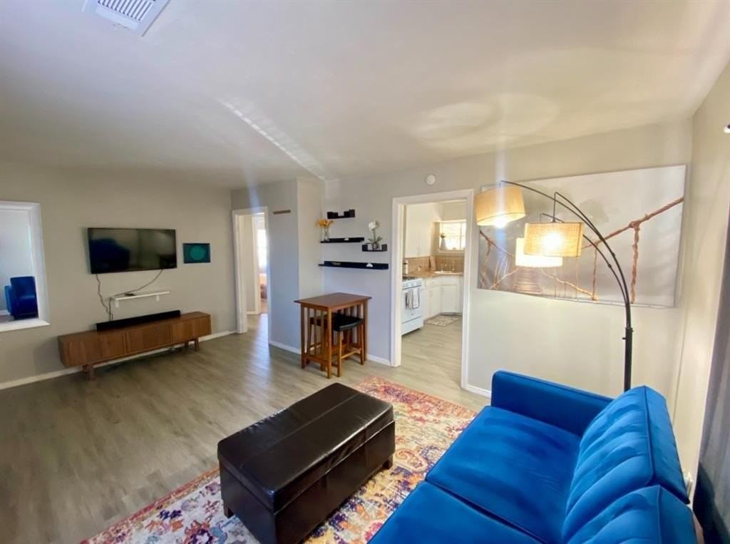 5631 Arlington Park Dr - Photo 5 of 22