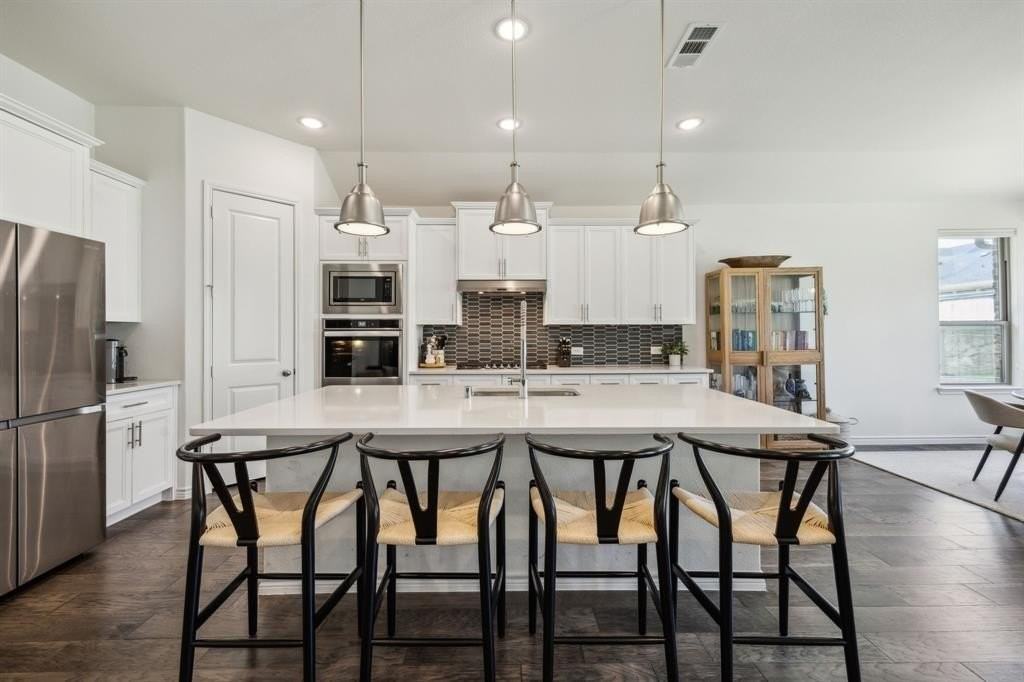 2812 Quill Ln - Photo 7 of 36