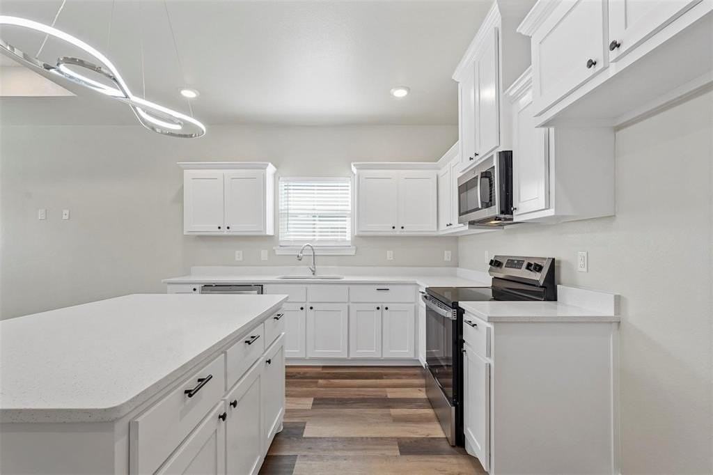 3120 Saint John St #B - Photo 4 of 21