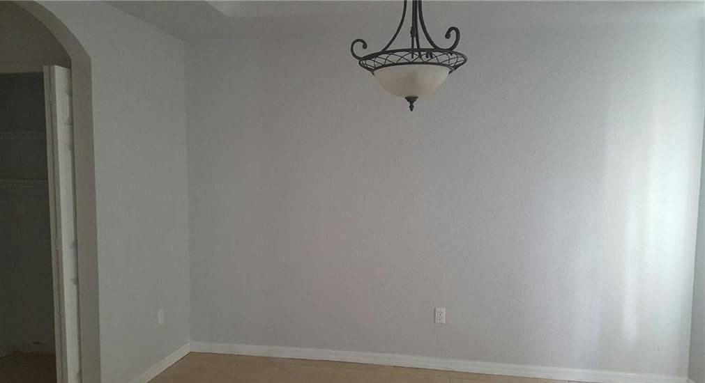 3823 Leeway Ct - Photo 3 of 4