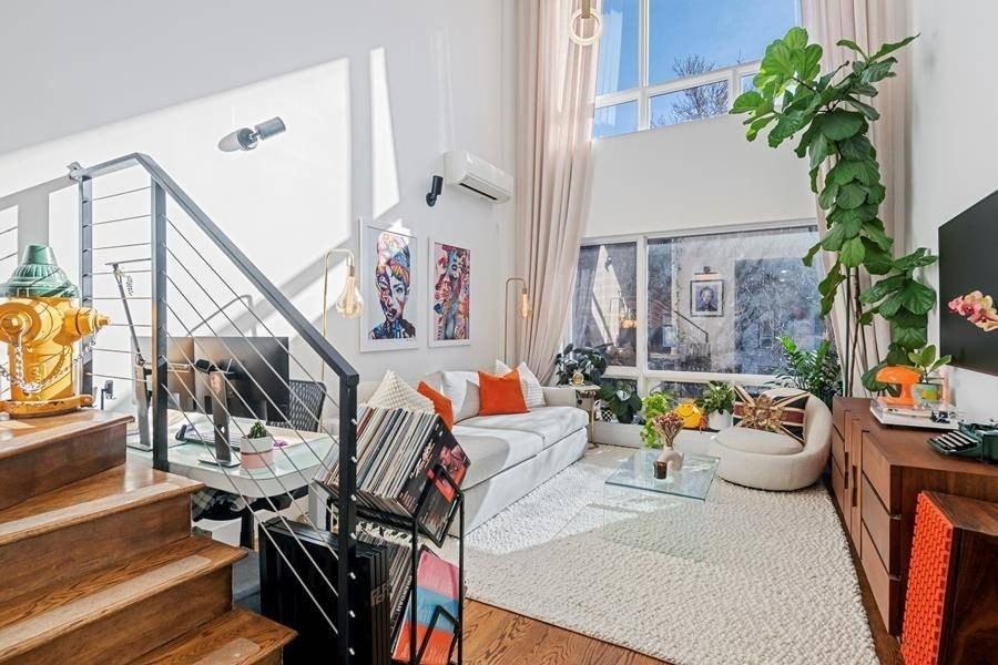 299 Van Buren St #2C