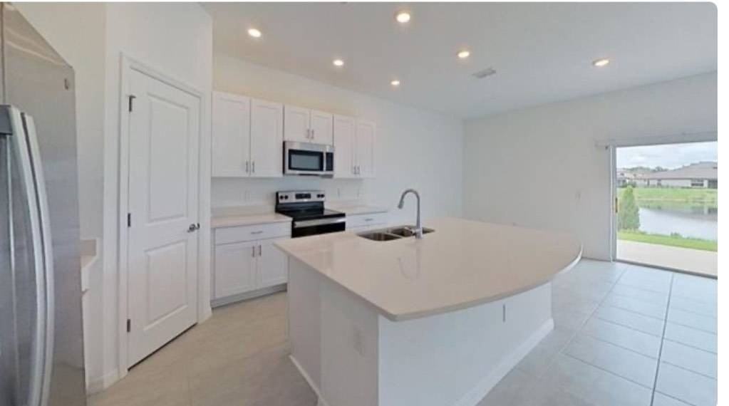 1345 Anchor Bend Way - Photo 3 of 18