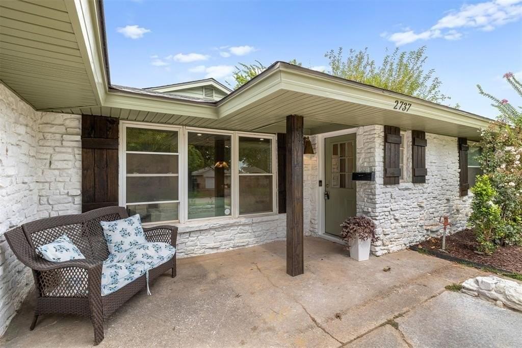 2737 Clermont Pl - Photo 3 of 27