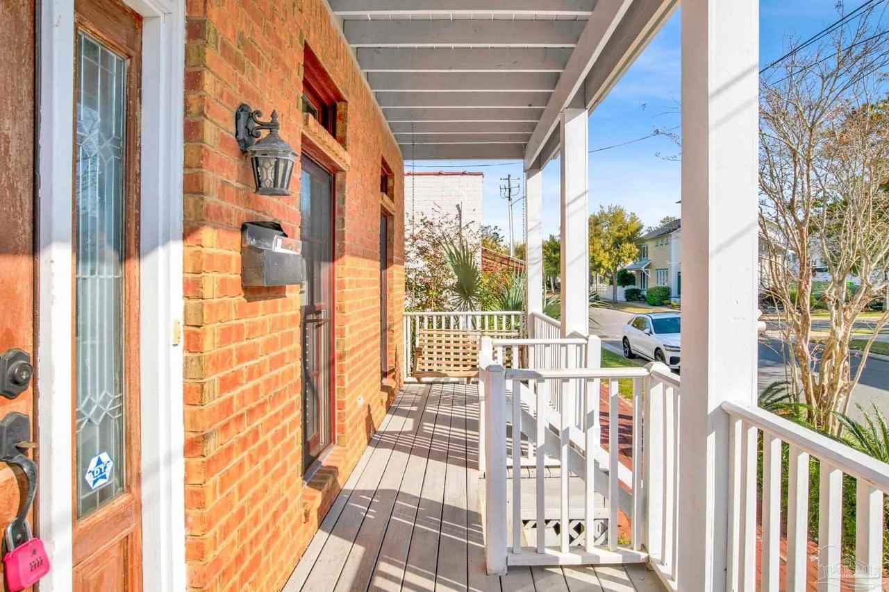 105 S Florida Blanca St - Photo 7 of 35