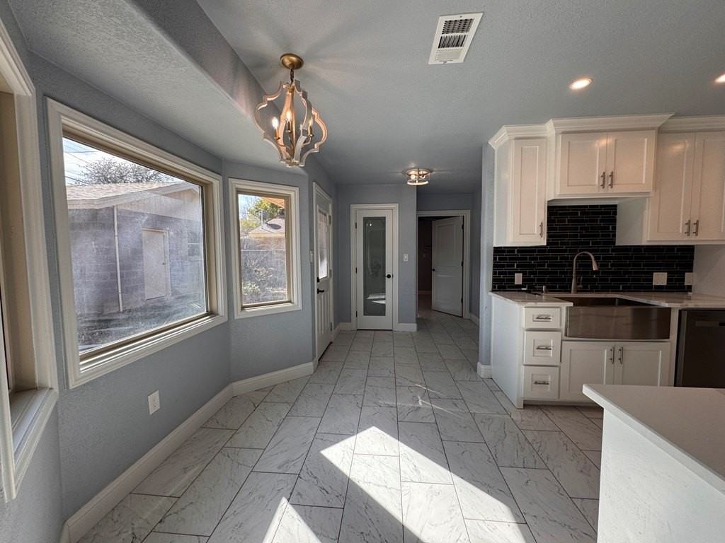 1503 Neely Ave - Photo 7 of 48