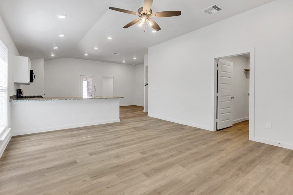 6333 Poppy Dr - Photo 2 of 16