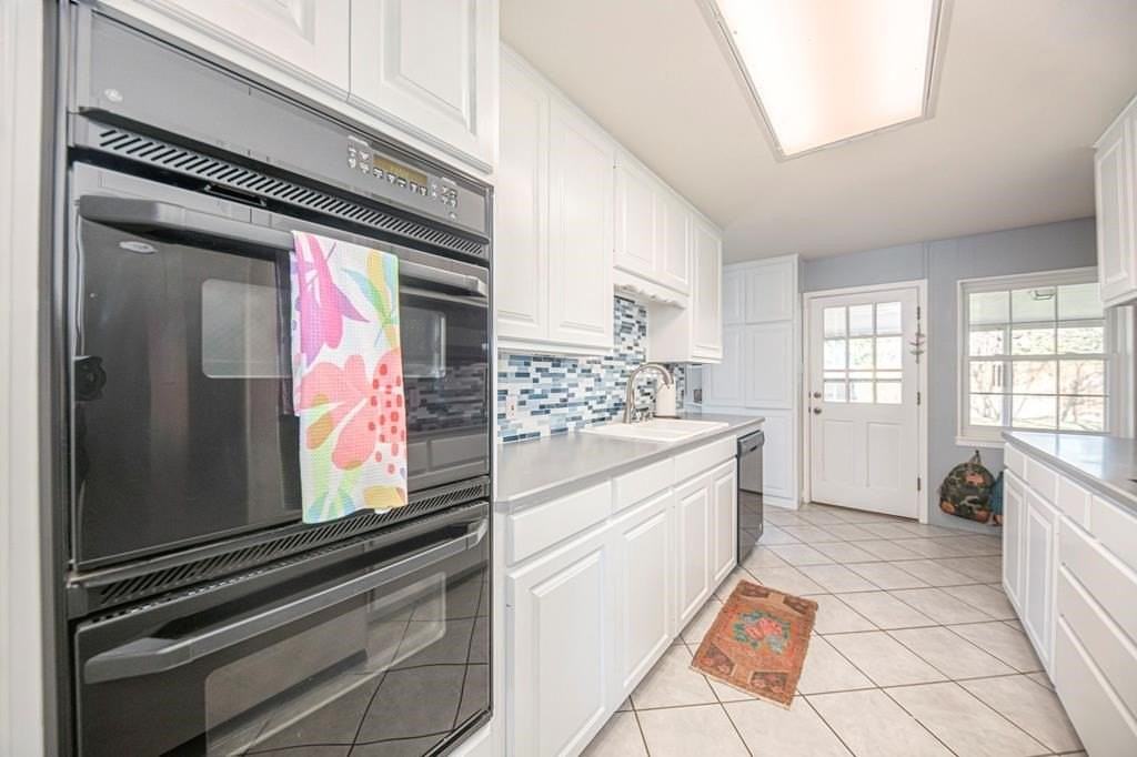 2302 Humble Ave - Photo 6 of 24