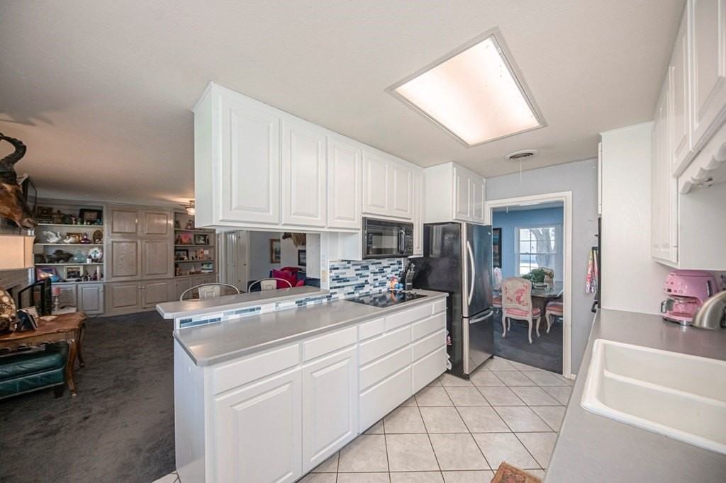 2302 Humble Ave - Photo 7 of 24