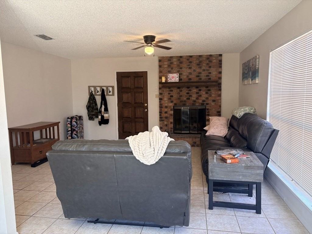 4809 W Cuthbert Ave Apt A - Photo 3 of 13