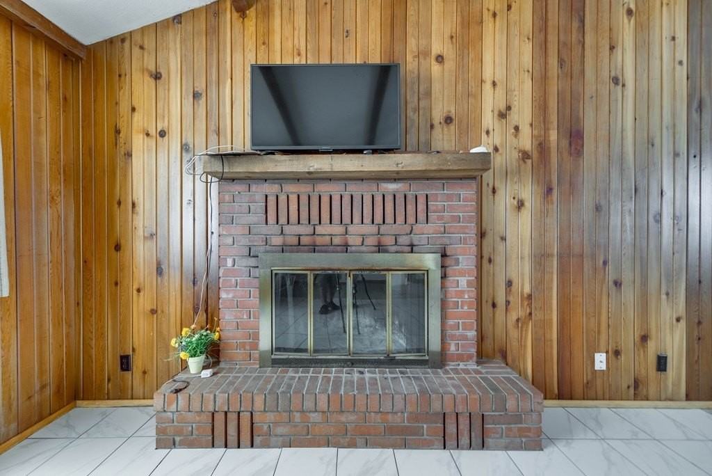 4627 Princeton Ave Apt B - Photo 3 of 15