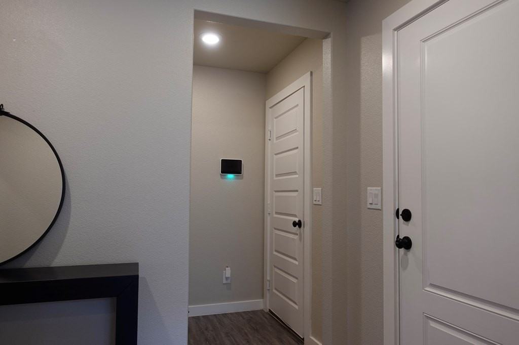 6011 Purtis Creek Dr - Photo 7 of 43