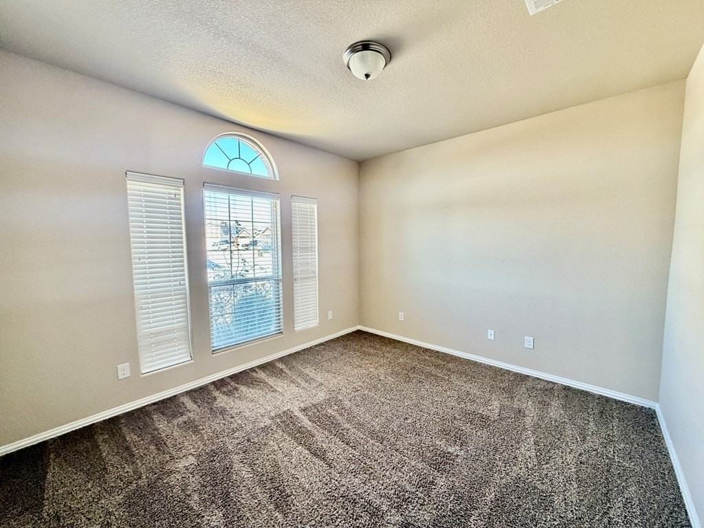 6713 Valor Ln - Photo 7 of 25