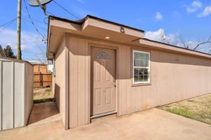 featured image of 2105 S Main St Apt G #Apt G