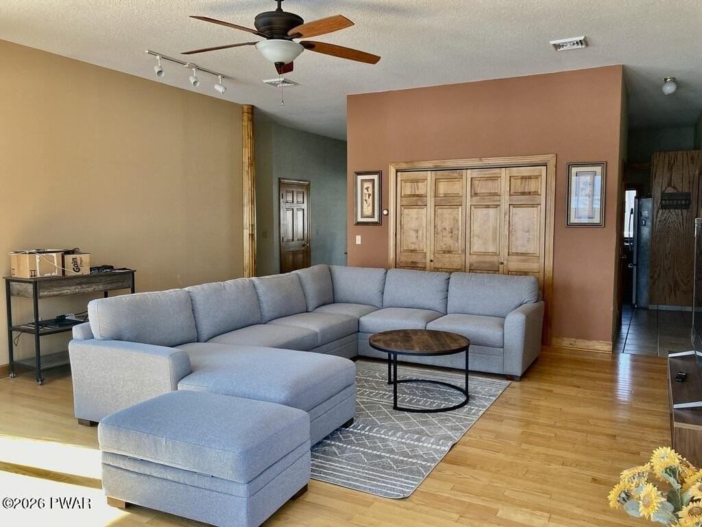 28 Ellen Memorial Ln - Photo 2 of 22