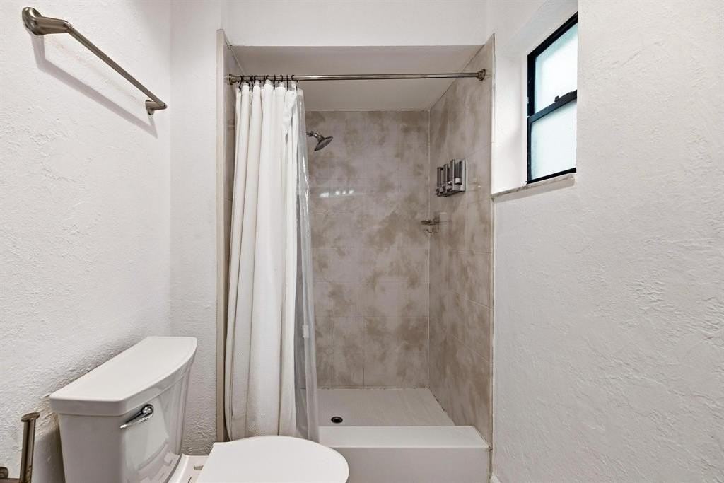 10188 Sw 53rd Ct - Photo 6 of 32