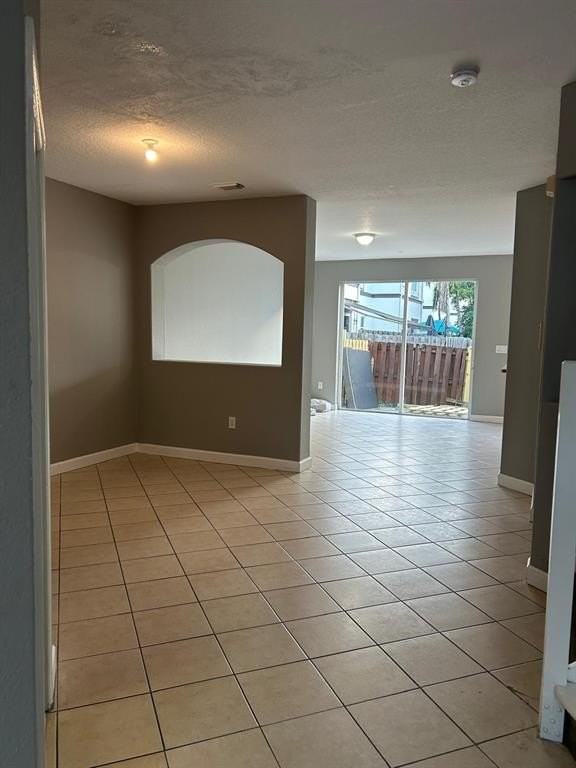 11486 Nw 77th St - Photo 5 of 24