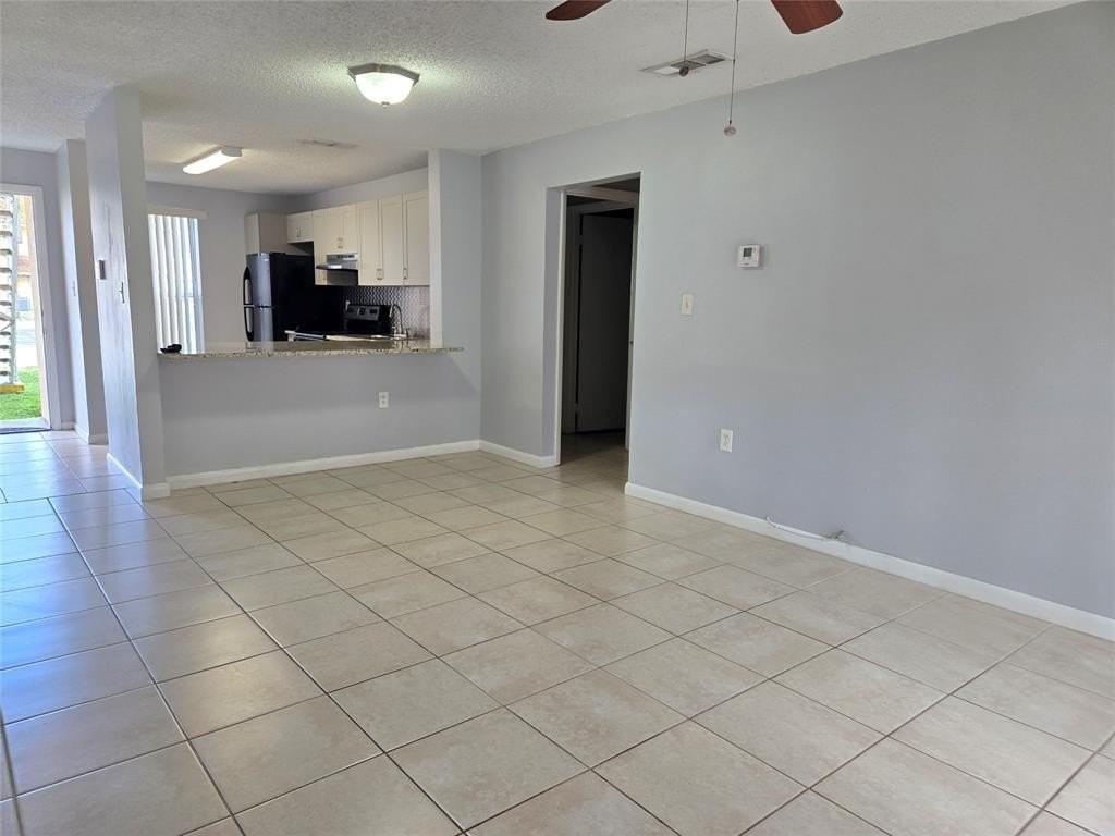 8100 Sw 21st Ct #8100 - Photo 6 of 9