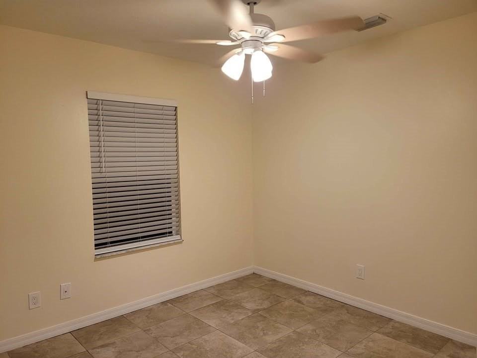 106 Marsh St Apt B - Photo 5 of 19