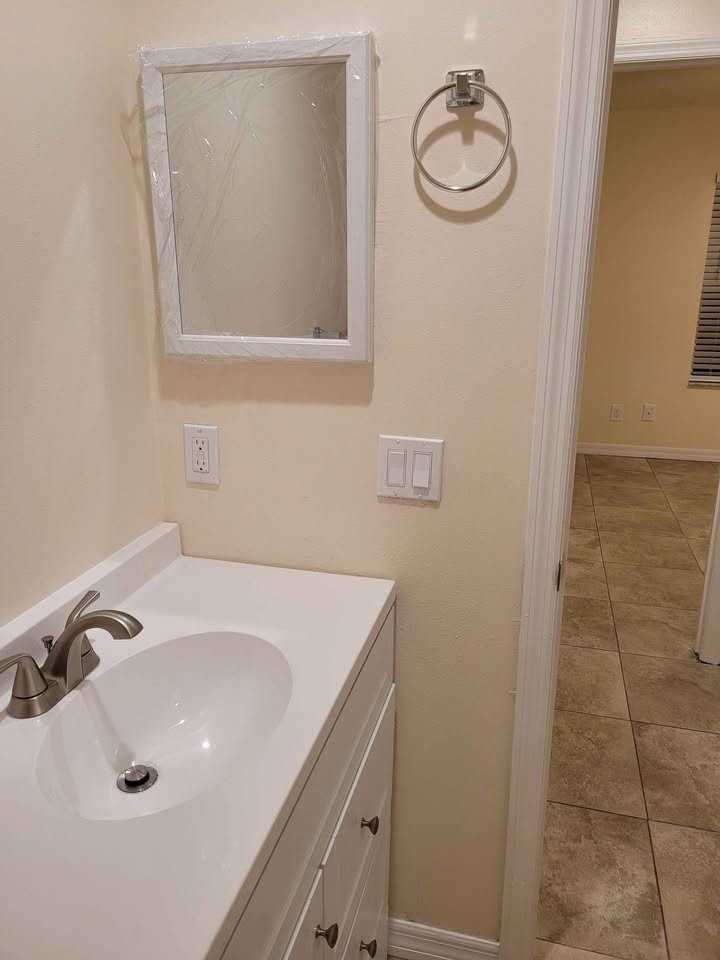 106 Marsh St Apt B - Photo 7 of 19