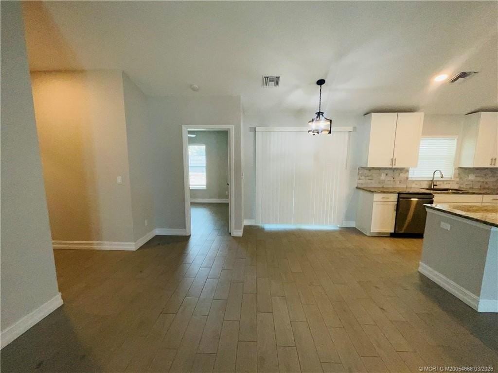 928 Sw John Maccormack Ter - Photo 6 of 20