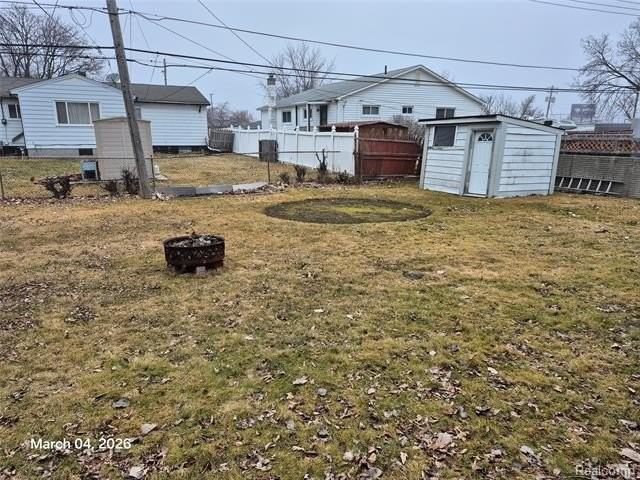 21237 Woodward St - Photo 5 of 21