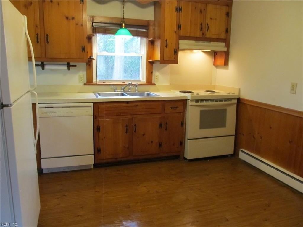 4513 Buckingham Dr - Photo 7 of 39