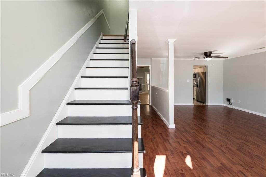 221 Mannings Ln - Photo 3 of 50