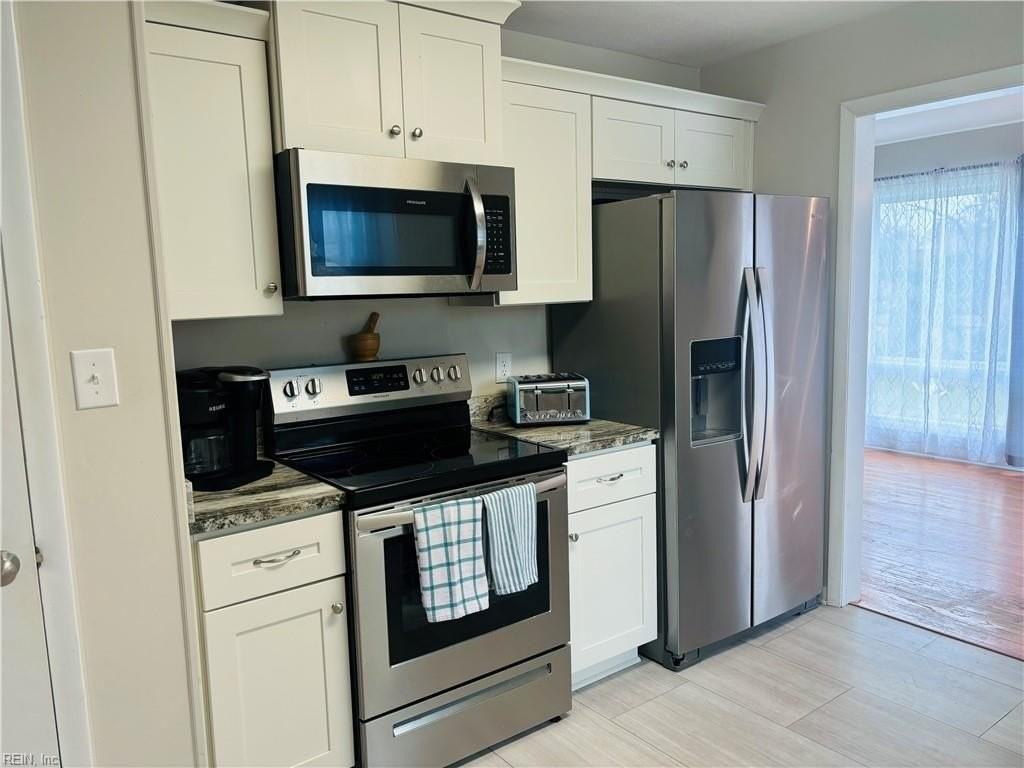 612 Charlton Dr - Photo 7 of 26