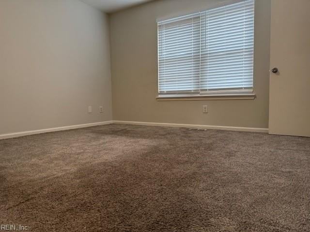 6213 Geneva Way - Photo 6 of 7