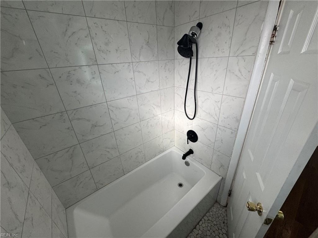 1211 3rd St - Photo 6 of 9