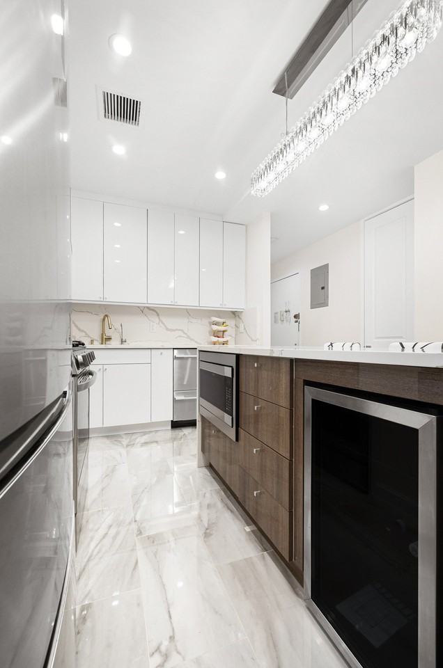 153 E 87th St Apt 7b - Photo 2 of 11