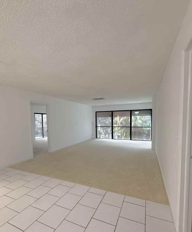 1739 Embassy Dr #202 - Photo 6 of 33